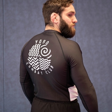 rashguard de jiu jitsu noir