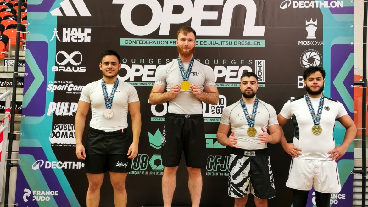 Julian Maraux décroche l’or et le bronze à l’Open de Bourges CFJJB